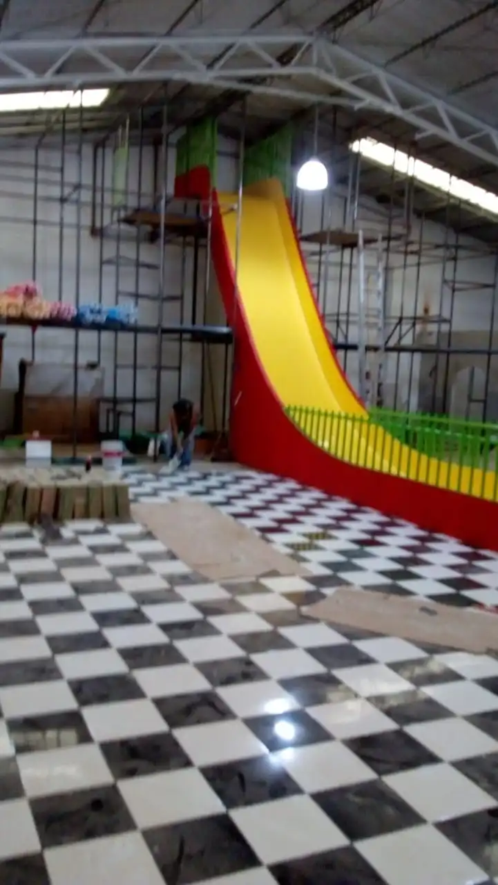 Mantenimiento de juegos infantiles